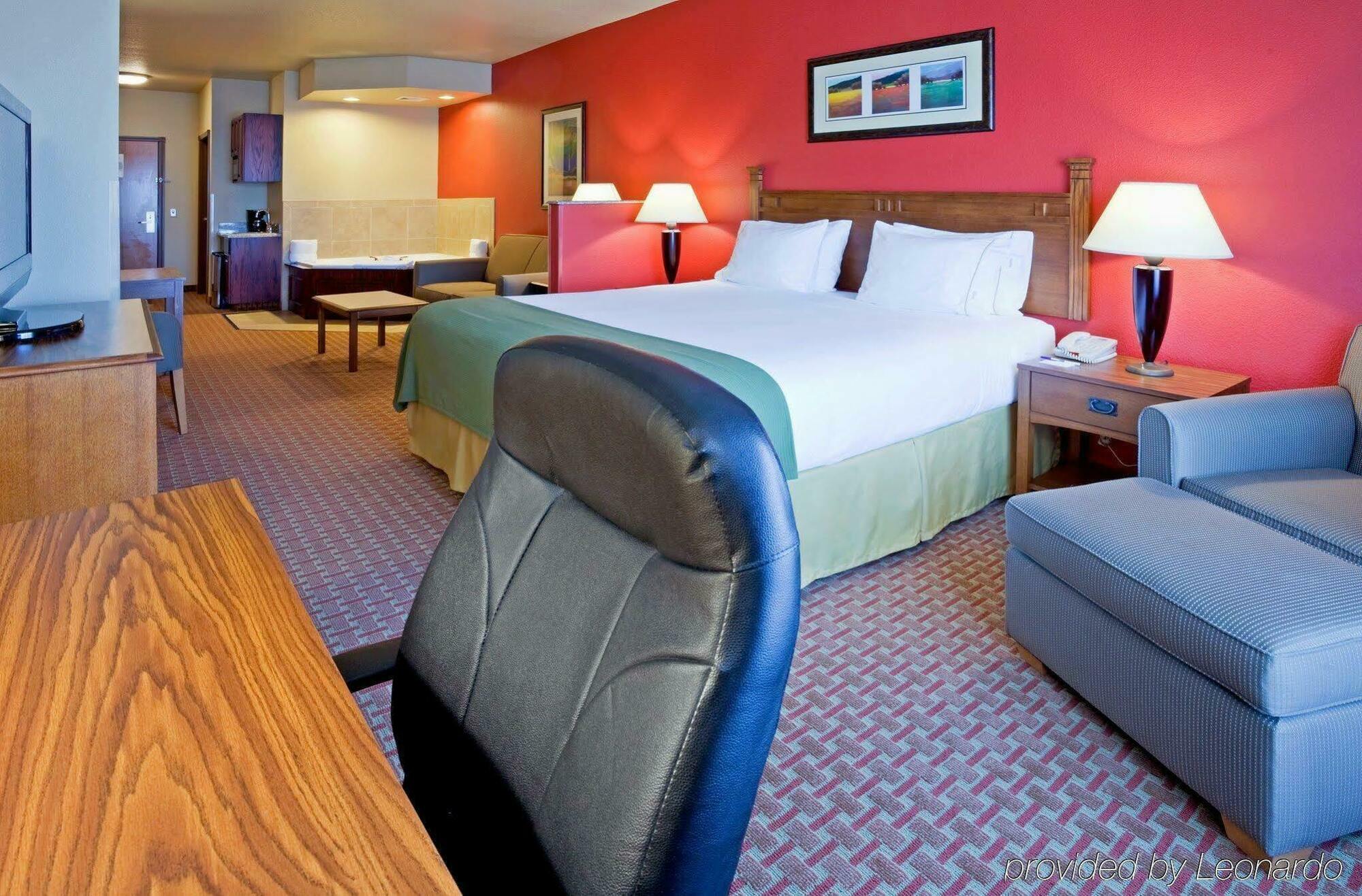 Baymont Inn & Suites By Wyndham Sturgis Dış mekan fotoğraf
